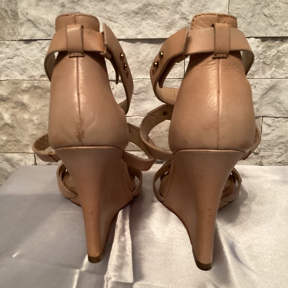 Pour La Victoire Strappy Kassia High-Heeled Sandals - Picture 11 of 14